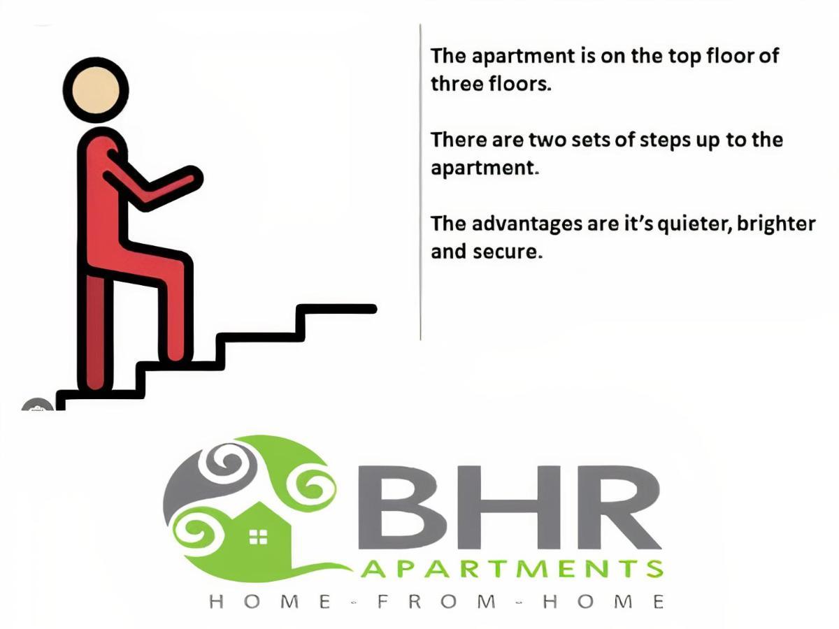 Excellent Location - City Centre - Parking - 4 Beds -2 Bedrooms Belfast Exterior foto